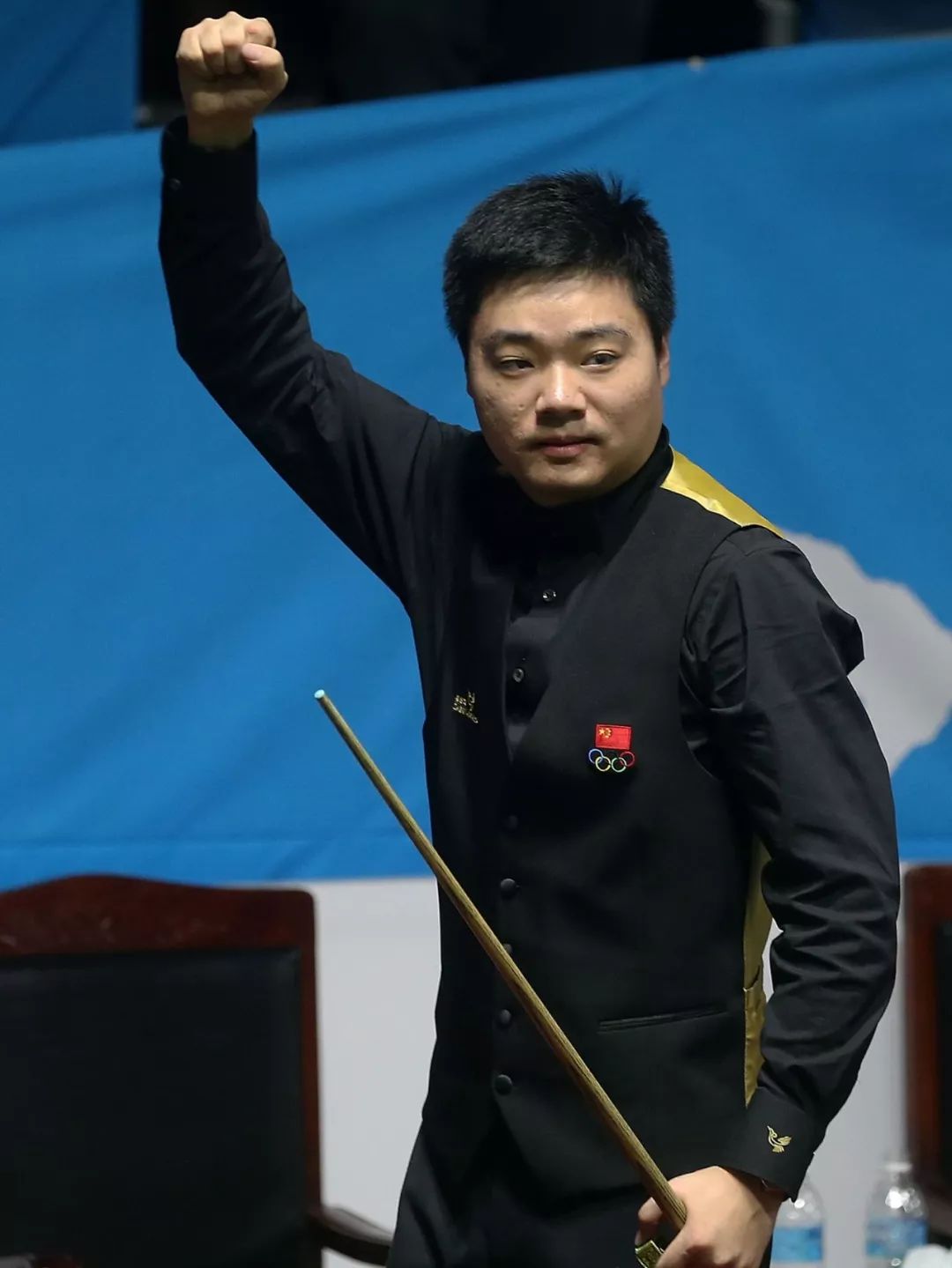 范德贝克 范德贝克